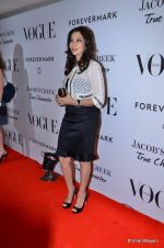 at Vogue_s 5th Anniversary bash in Trident, Mumbai on 22nd Sept 2012 (133).JPG